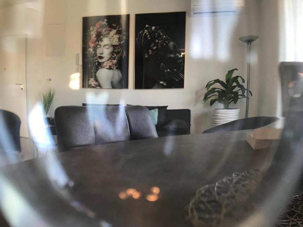 Hedonist-Luxury 2 Bedroom Apartment With Private Hot Tub, Garden And Free Parking Trogir Luaran gambar